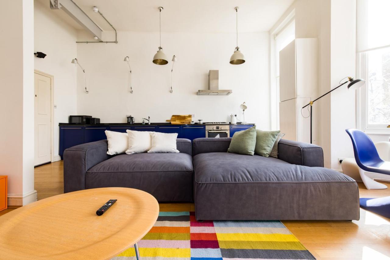 Stylish & Spacious Notting Hill Loft * Londra