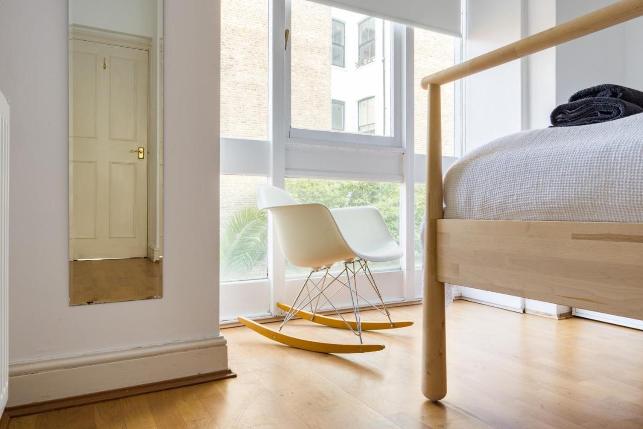 Stylish & Spacious Notting Hill Loft Londra